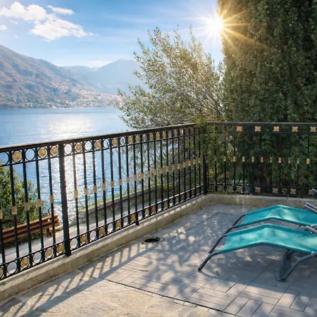 Апартаменты Emilia's Lakeview Terrace
